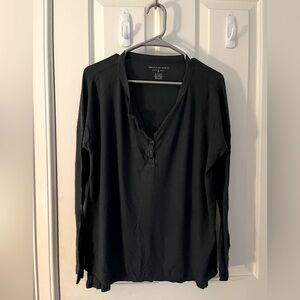 very soft dark forest green oversized long sleeve from american eagle